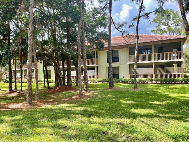 Foto del edificio - 123 Brackenwood Cove