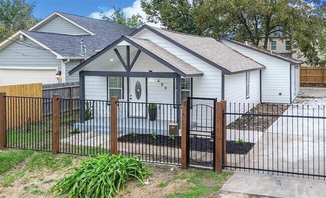 Foto del edificio - 4409 McKinley St