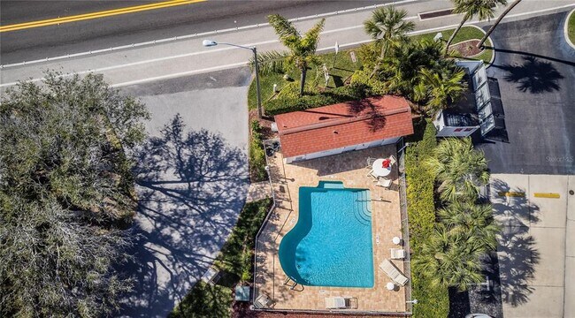 Foto del edificio - 19717 Gulf Blvd