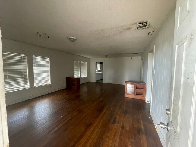 Foto del edificio - 2022 Craig St