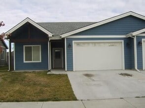 Building Photo - 1505 Destiny Ln