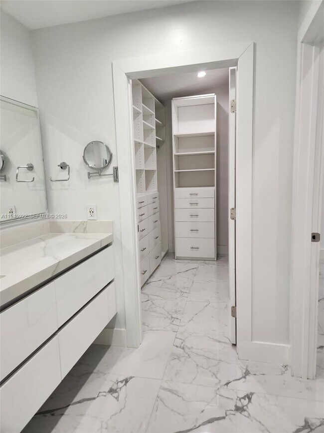 Foto del edificio - 15152 SW 63rd Ter