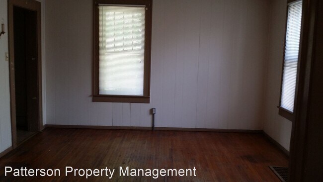 Building Photo - 3 br, 1 bath House - 218 E Ashley