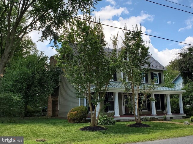 Building Photo - 2125 Shuresville Rd