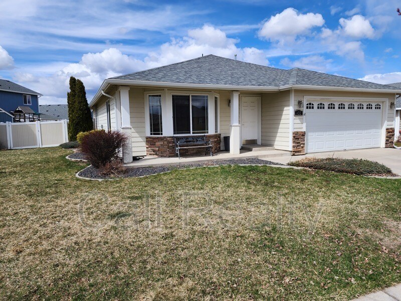 Primary Photo - 432 S Molly Mitchell Dr