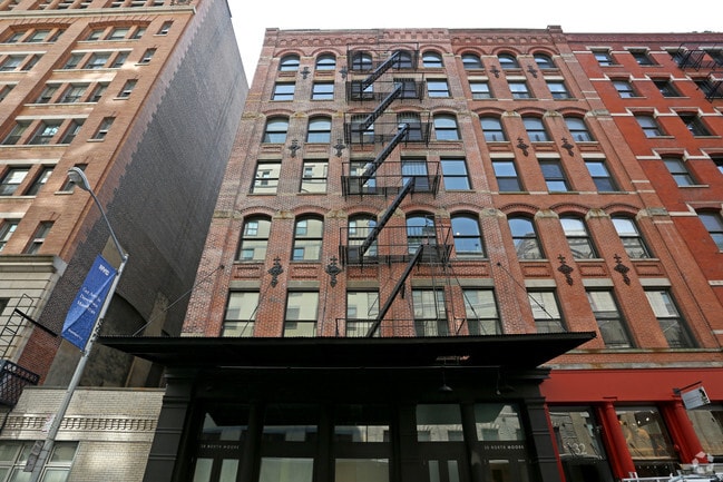 Building Photo - 28 N Moore St