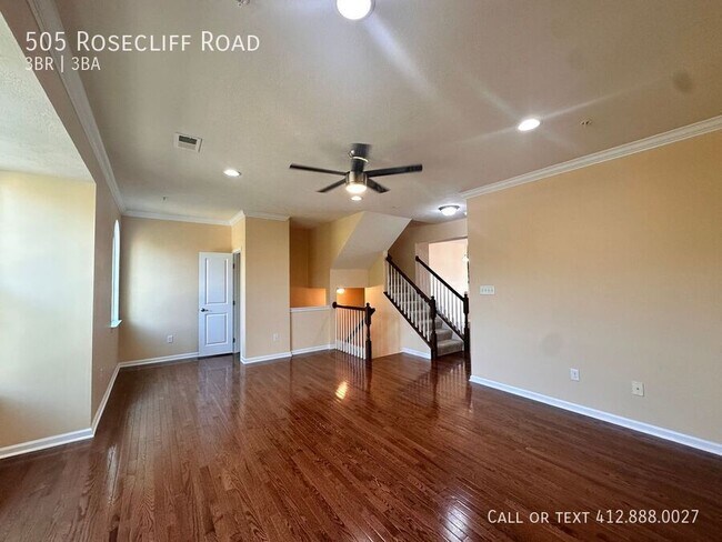 Building Photo - 505 Rosecliff Rd