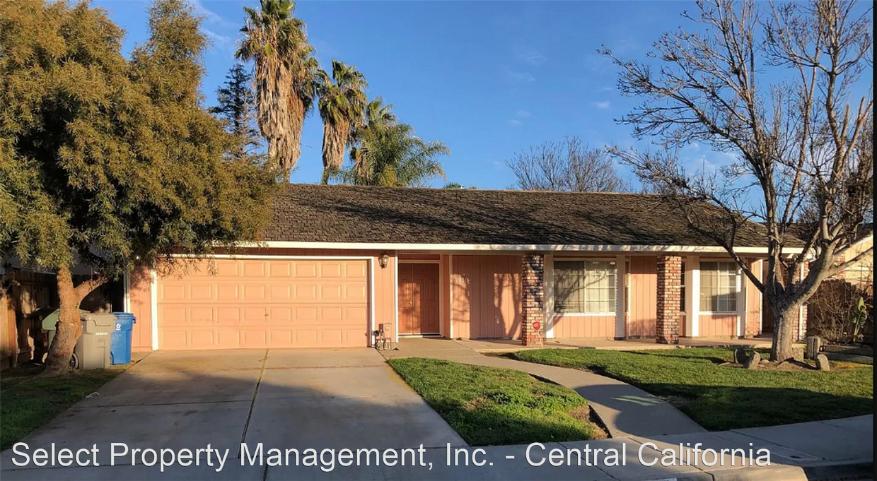 Primary Photo - 4 br, 2 bath House - 2140 Arroyo Ct