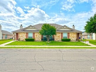 Building Photo - 9836 Salem Way