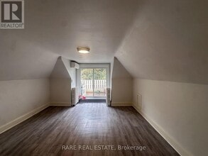 Building Photo - 737 Avenue Rd
