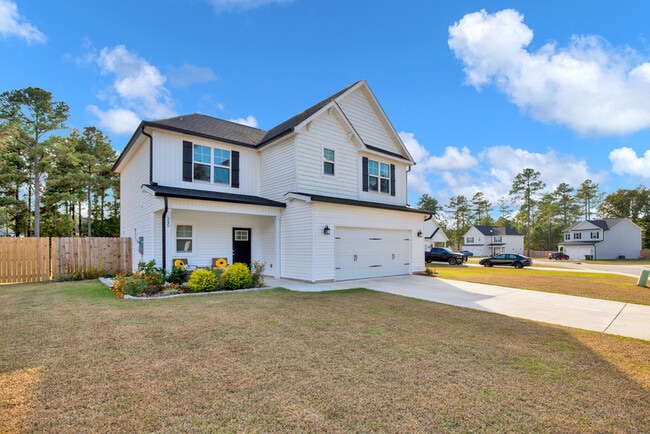 Foto del edificio - 245 Lonesome Glory Dr