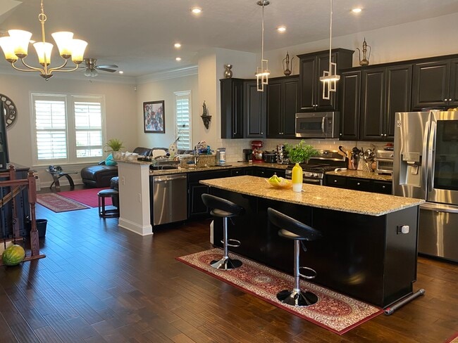 Photo - 170 Seneca Plz Townhome