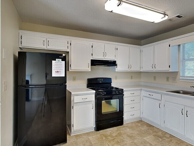 Foto del edificio - Cozy 3 bedroom located in Hampton!