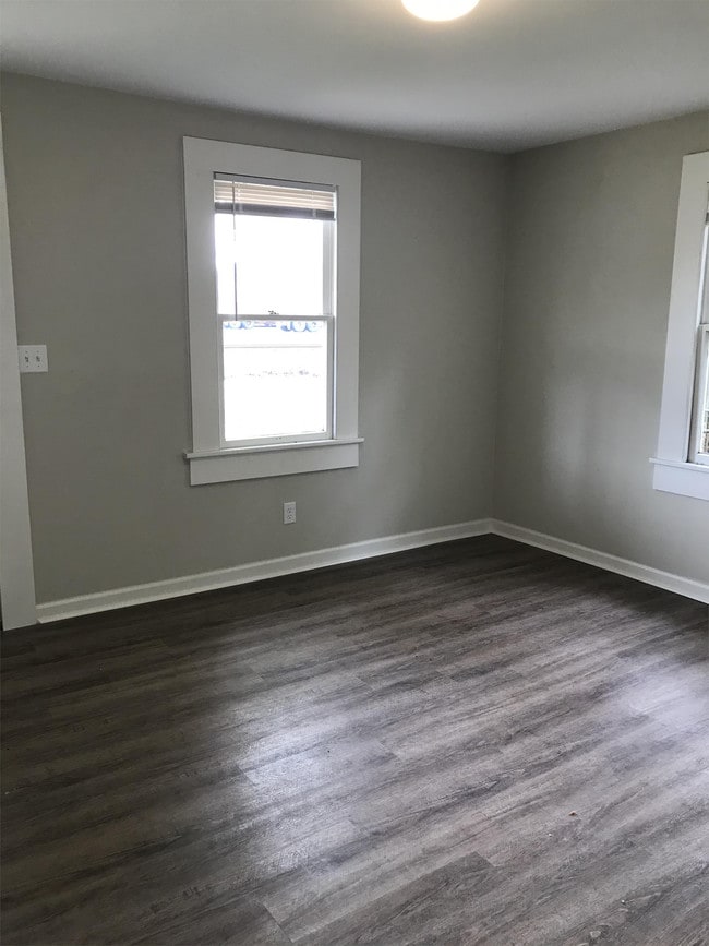 Building Photo - 1306 Eby St