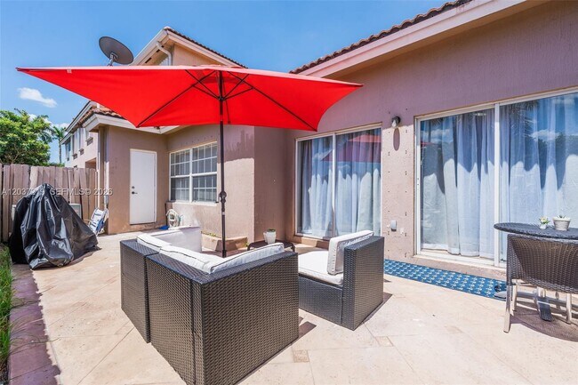 Foto del edificio - 10297 SW 162nd Ct