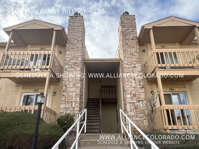 Foto del edificio - 910 Tenderfoot Hill Rd