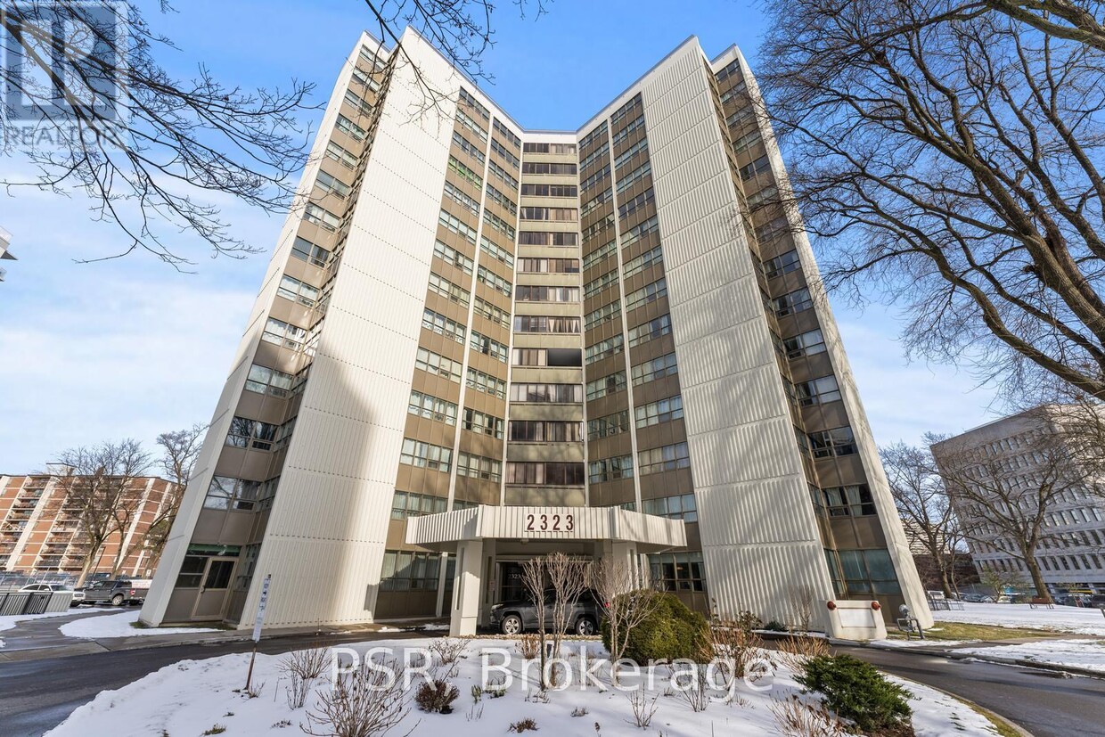 Photo principale - 2323-2323 Confederation Pkwy