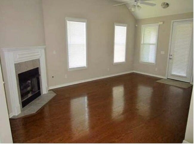 Foto del edificio - 1220 Misty Isle Drive
