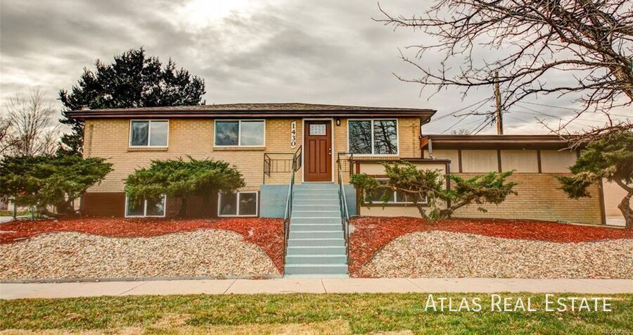 Foto principal - 1430 E Iowa Ave