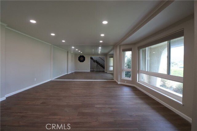 Foto del edificio - 565 Clubhouse Dr