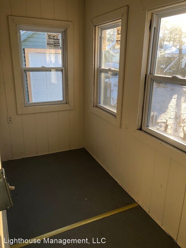 Foto del edificio - 3 br, 1 bath House - 5 Herbert St.