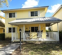 Building Photo - 360 NW 19th Terrace