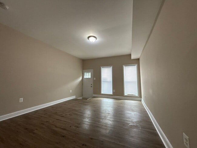 Foto del edificio - 3 BedRoom House In Baltimore City
