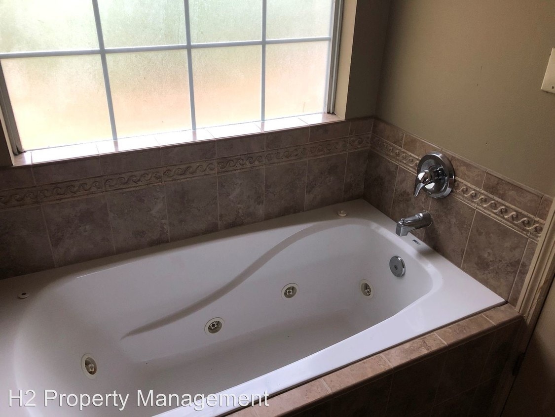 Building Photo - 3 br, 2 bath House - 4585 Old Bainbridge Road