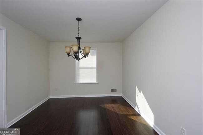 Building Photo - 230 Chaffin Ridge Trce