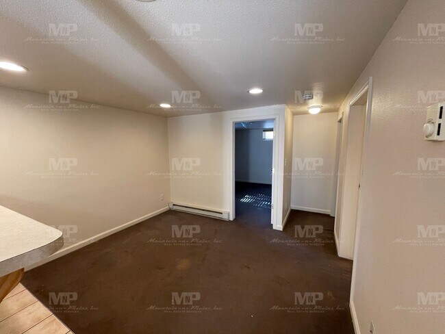 Foto del edificio - 511 1/2 S Grant Ave