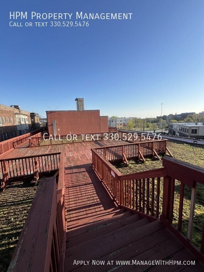 Foto del edificio - 2404 Prospect Ave E