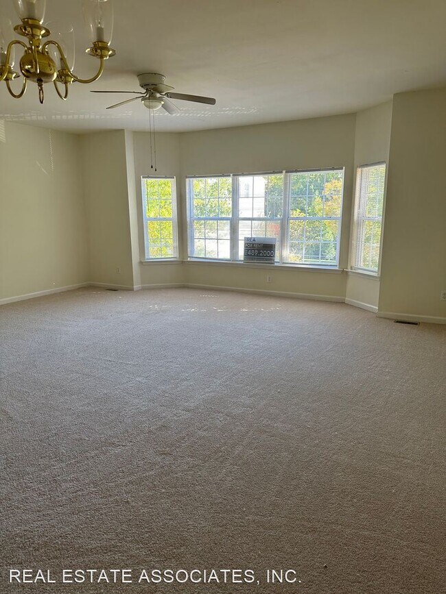 Foto del edificio - 4 br, 3.5 bath House - 4127 Lillington Drive