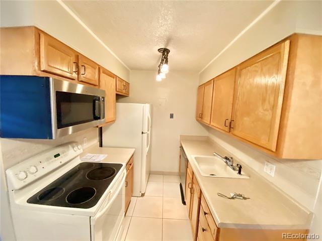 Foto del edificio - 1233 N Ogden St