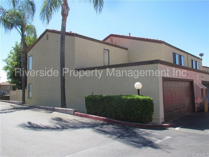 Foto principal - 9244 Citrus Ave