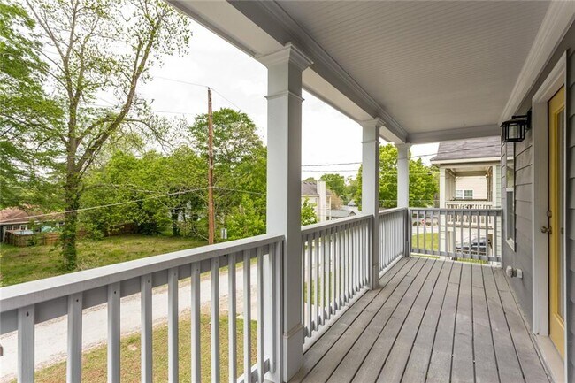 Foto del edificio - 1318 Brewster St SW
