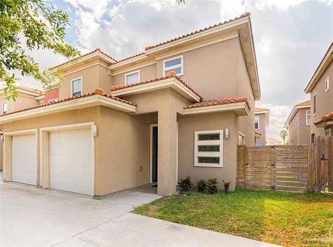 Building Photo - 3016 S L St