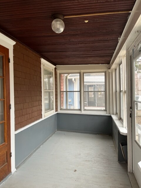 Building Photo - 906 Harrison St