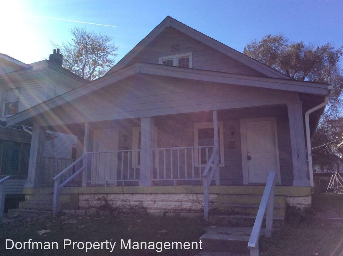 Foto principal - 1022 Churchman Ave