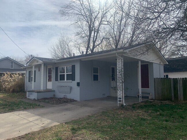 Foto del edificio - Charming Two Bedroom Downtown Springdale -