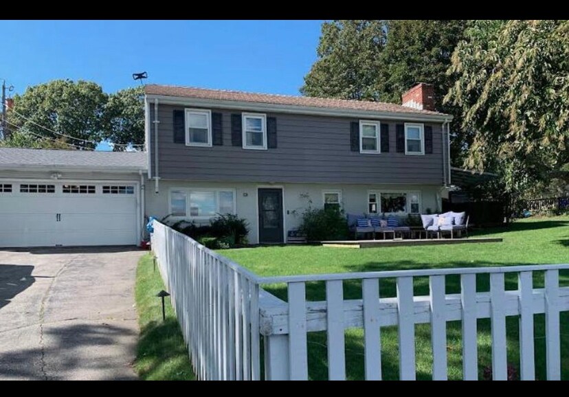 Primary Photo - 65 King Philip Ave