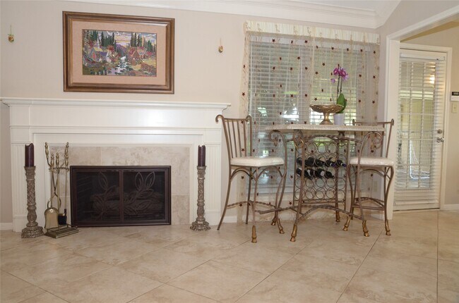 Foto del edificio - 2939 Rimrock Dr