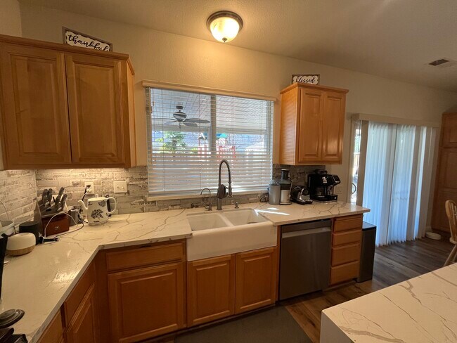 Building Photo - 5533 Chancellor Way
