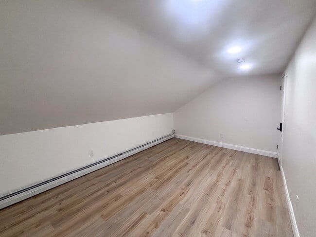 Photo - 38 Judith St Apartment