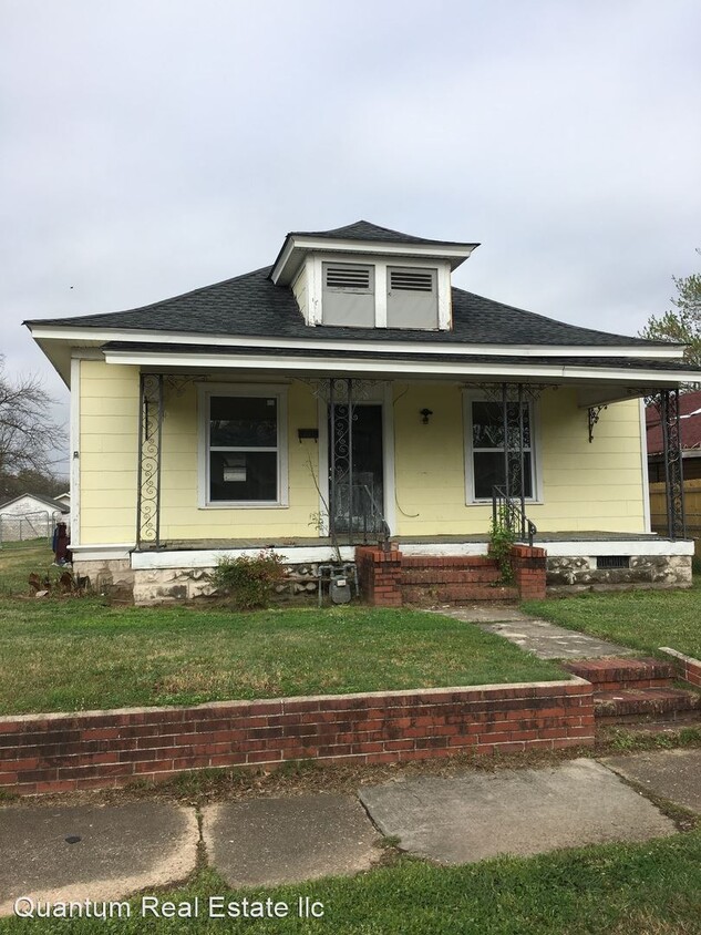 Primary Photo - 2 br, 1 bath House - 803 N. 34th Street