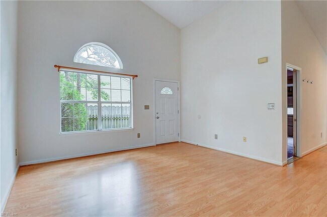 Foto del edificio - 1224 Corkwood Cir