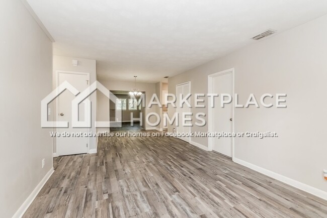 Foto del edificio - 7469 Wheat Rd