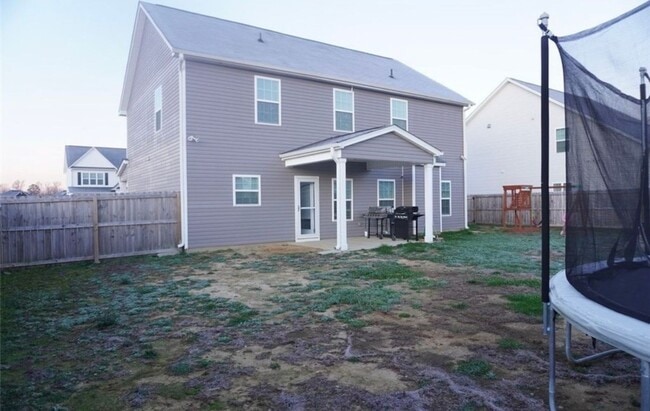 Building Photo - 1661 Stackhouse Dr