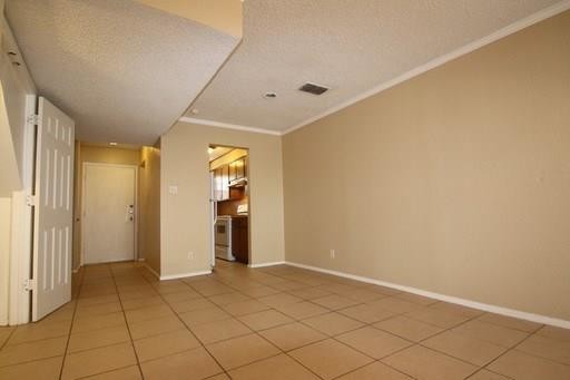 Primary Photo - 3824 Coates Cir