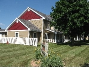Building Photo - Bridge Run Townhomes