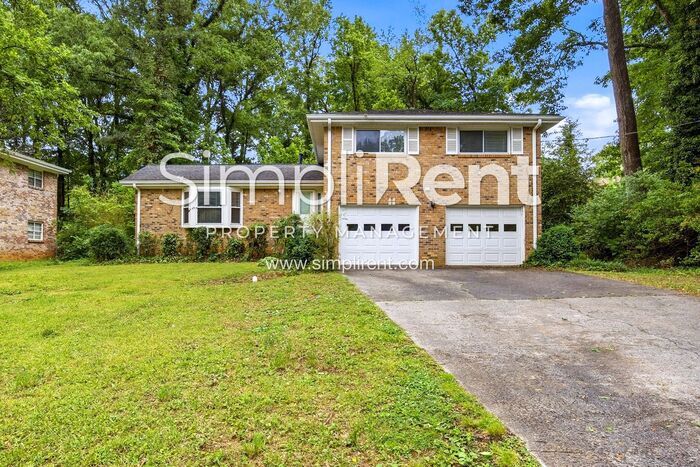 Beautifully Updated 4 Bedroom Home in Decatur! -1st month's Rent FREE with a 13-month lease! - Beautifully Updated 4 Bedroom Home in Decatur! -1st month's Rent FREE with a 13-month lease!